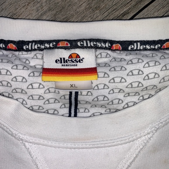 Ellesse sweater - Picture 3 of 4
